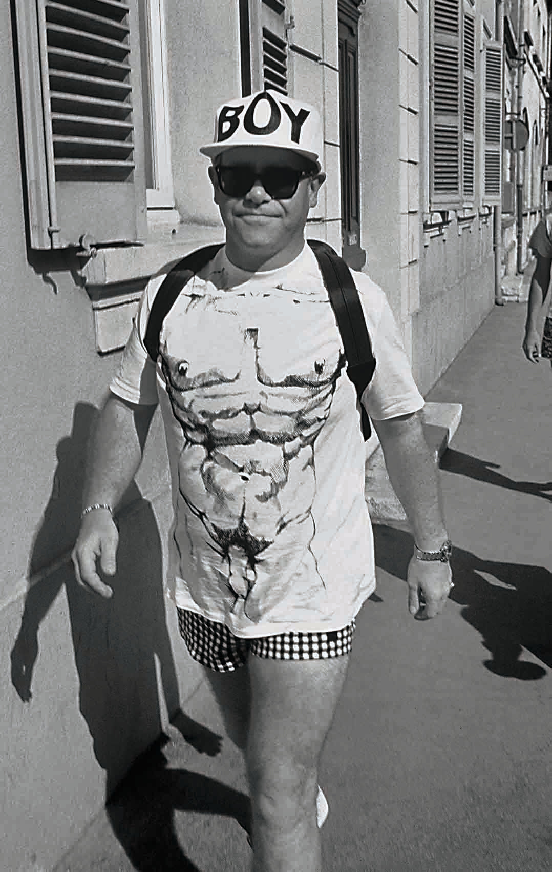  Elton John, Saint-Tropez, 1989 photo